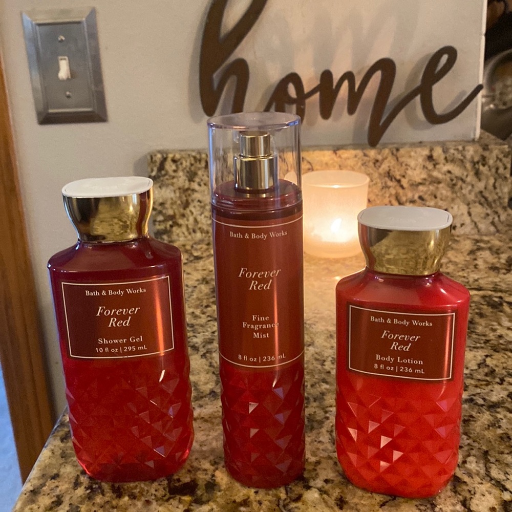 Bath & Body works “Forever Red” 3 piece set